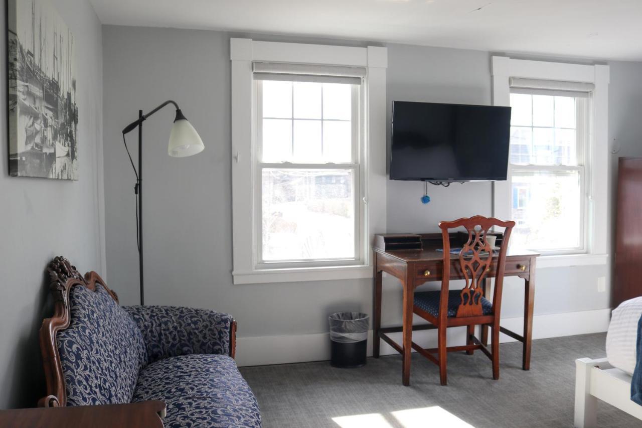 Emerson Inn By The Sea ロックポート エクステリア 写真